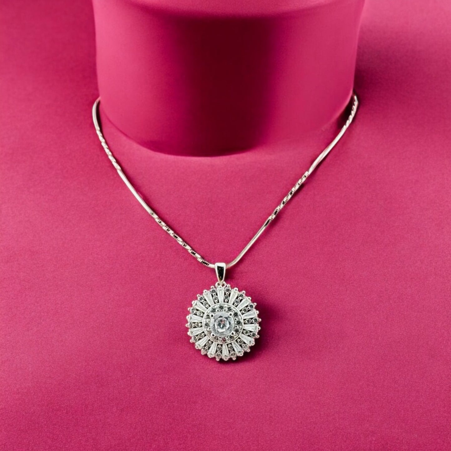 Luna Bloom Pendant set