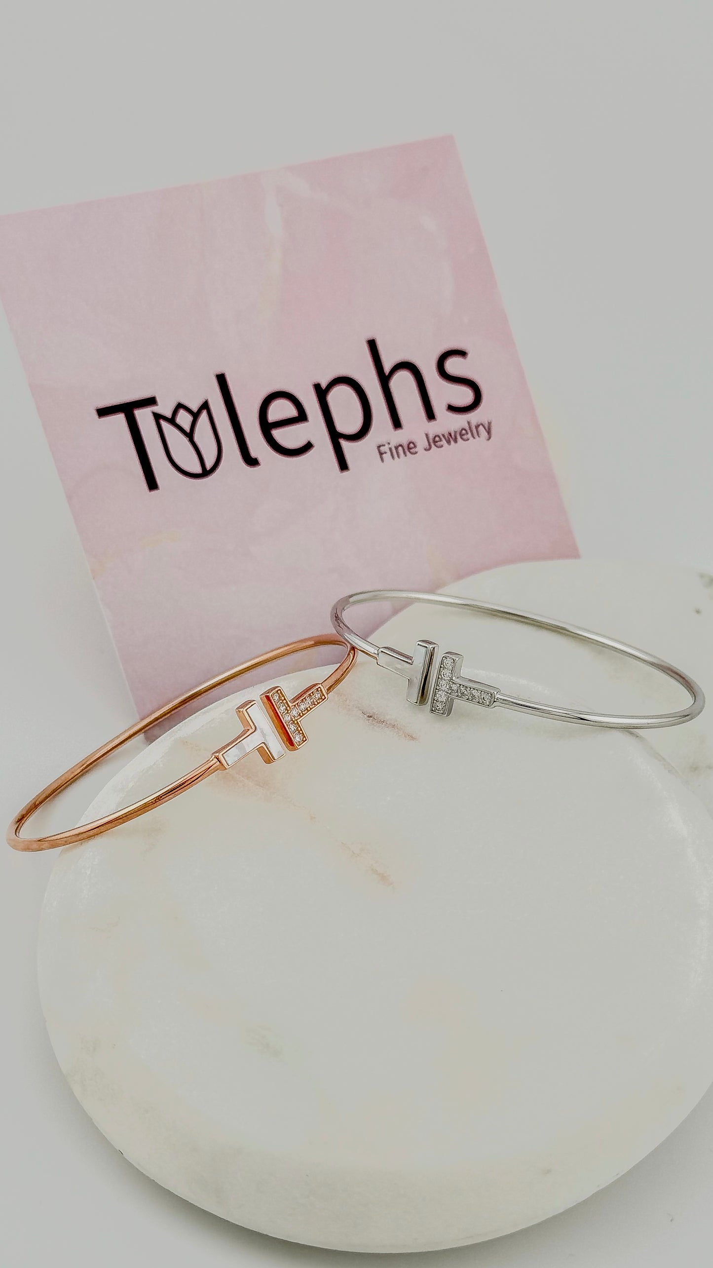 Beautiful Pipe Bangle with Tuleph Design